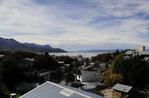 Tzion B&B Ushuaia Exterior photo